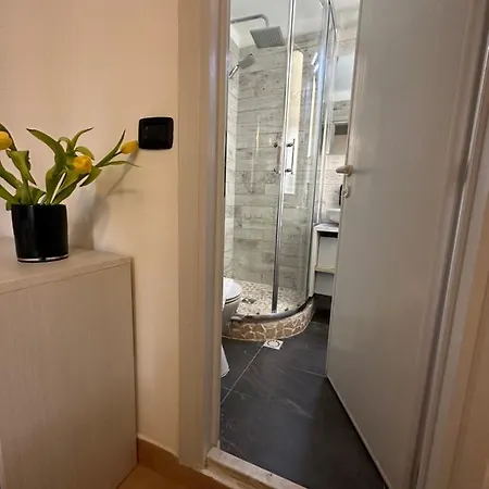 Noah Hotel 3*
