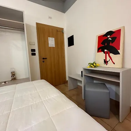 Hotel Noah 3*