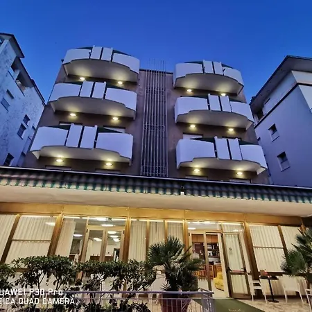 Hotel Mediterraneo