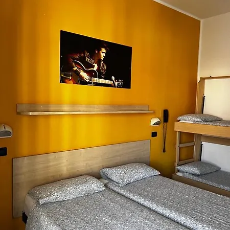 Morfeo - Young People (adults Only) Rimini