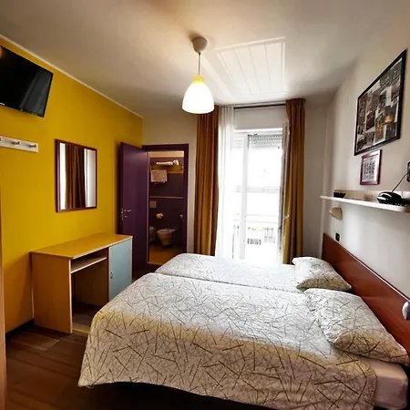 Morfeo - Young People (adults Only) Hotel Rimini