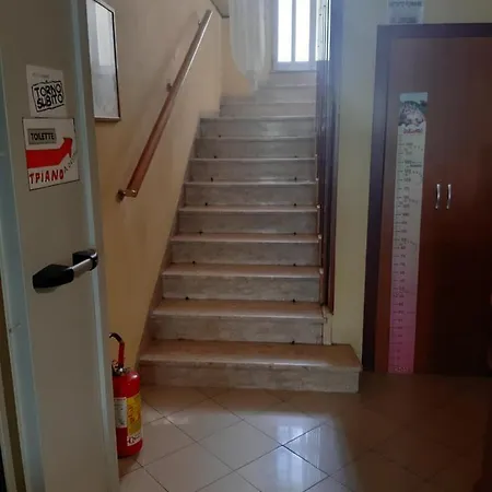 Majorca Hostel *