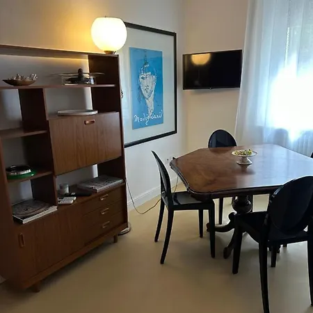 Residenza Galliana Splendido Per 3 Persone A Due Passi Dal Mare, Dal Ponte Di Tiberio E Nel Pieno Centro Storico Di - Ig Residenza Galliana Apartment *