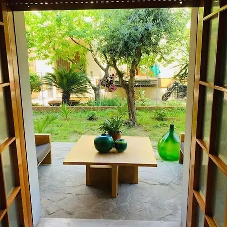 Traveller - 2 Bedrooms *