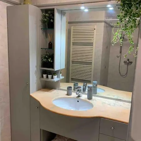 Traveller - 2 Bedrooms