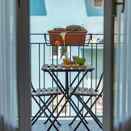 Hotel Greta 2*