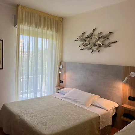 Hotel Betty 3*