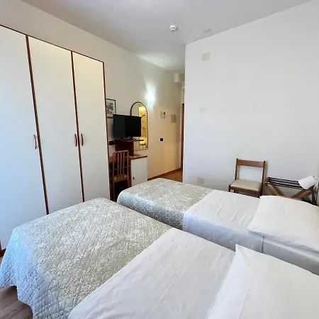 Betty 3* Rimini