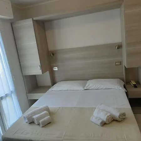 Gioiella Hotel 2*