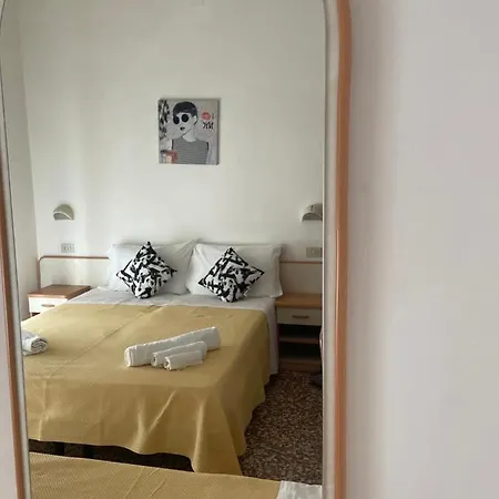 Alex 2* Rimini