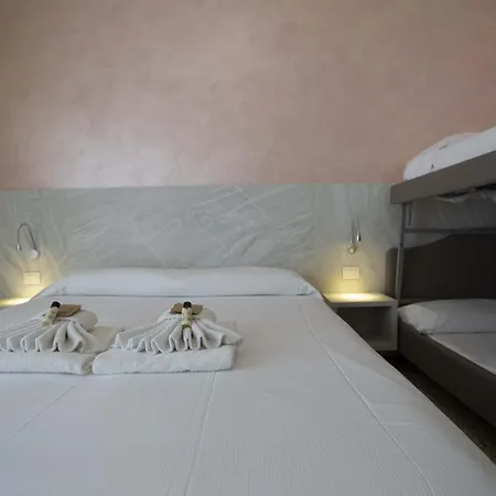 Hotel Confort 3*