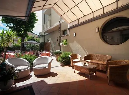 Ricchi Hotel 3*