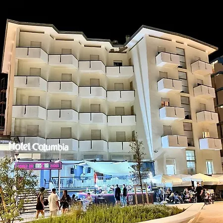 Otel Columbia Frontemare 3*