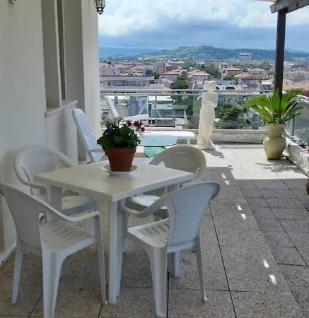 Attico 50 Metri Dal Mare A Casa vacanze *