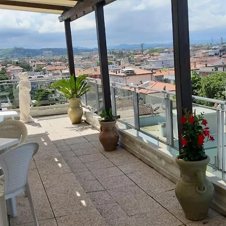 Attico 50 Metri Dal Mare A Casa vacanze
