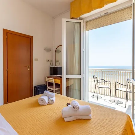 Carnaby Hotell 3*