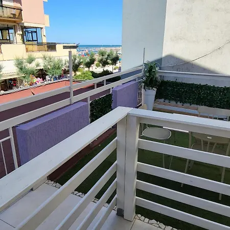 Le Viole Aparthotel 3*