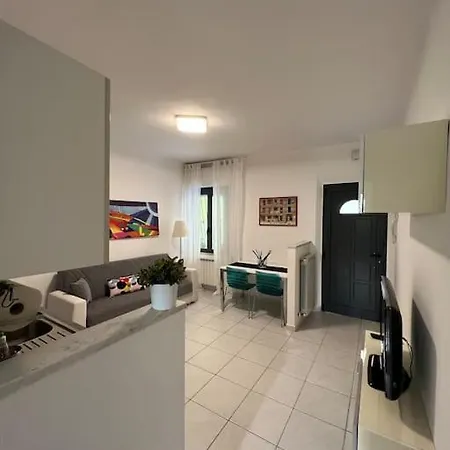 Apartment Casa Cri *