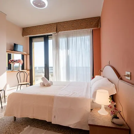 Crown Hotel Rimini