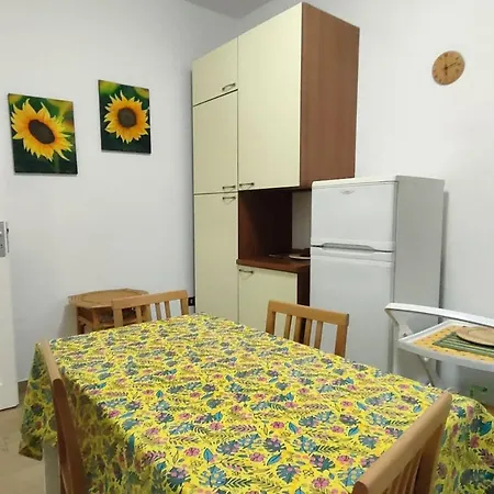 Casa Rossella Apartment *