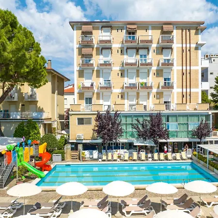 Lotus & Hotell 3*