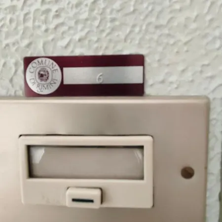 Borghesi Fronte Con Parcheggio Privato Lägenhet Rimini