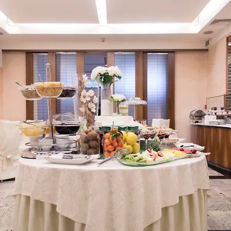 Polo Hotel 4*