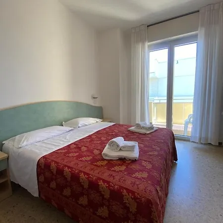 Artide Hotel 3*
