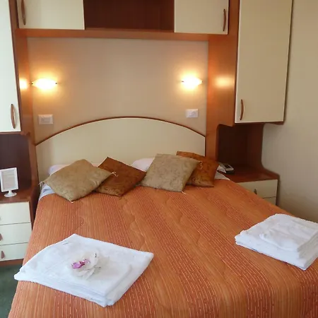 Hotel Crosal Rimini