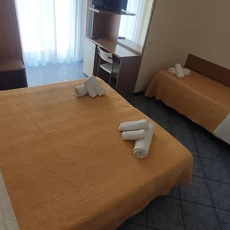 Hotel Corona Hotell
