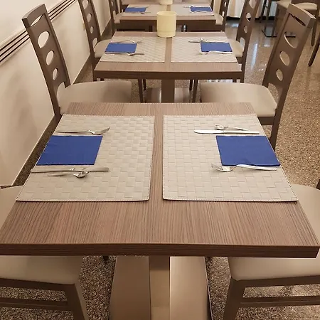 Mizar Hotel 3*