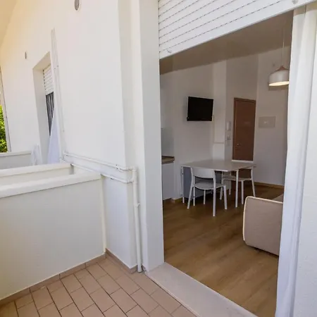 Dimmidirimini - In Affitto Aparthotel *