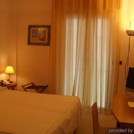Levante Hotel 4*