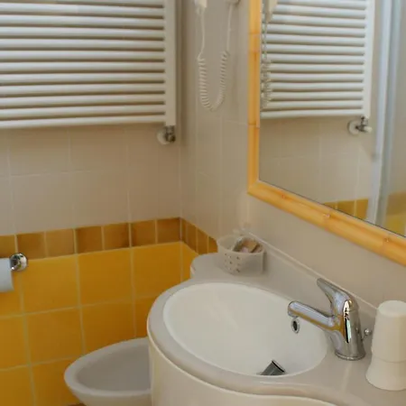 Verudella Otel 2*