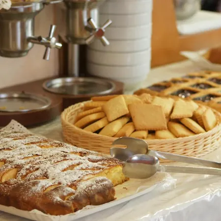 Otel Verudella 2*
