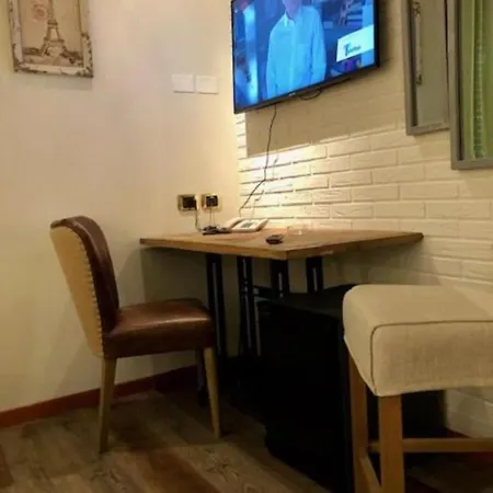 Western Maison B 4*