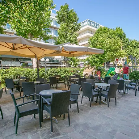 Atlas Hotel 3*