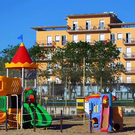 Atlas Hotel 3*