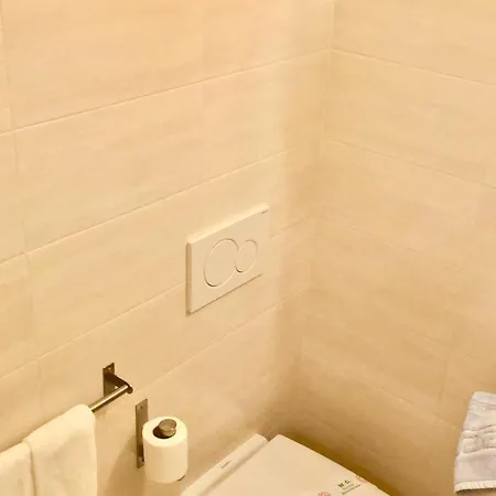 Hotell Alessi** 2*
