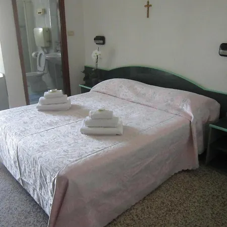 Concordia Palace Hotell 3*