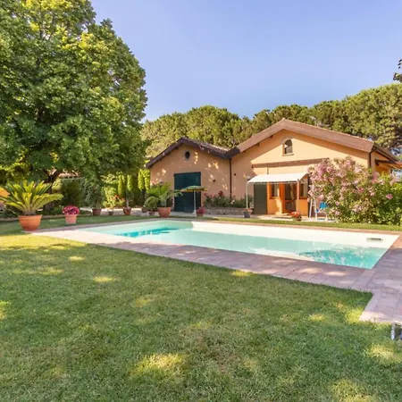 Podere Terrerosse Con Piscina Nell'entroterra Di Villa *
