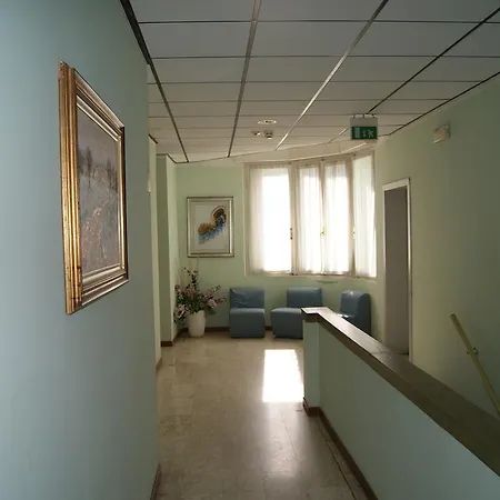 Hotel Elisa 3*