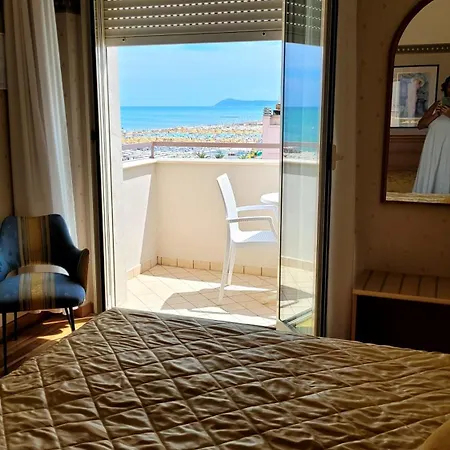San Francisco 3*