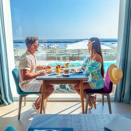 Hotel You&me 3*