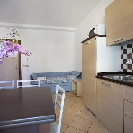 Eurogarden Aparthotel 3*