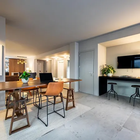 Homie Hotel 3*