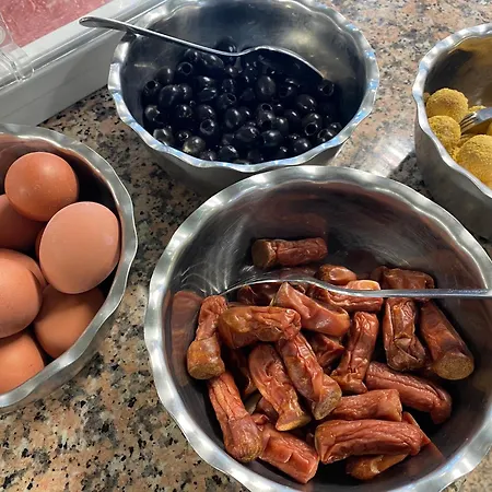 Bed and breakfast Nanni Garni 2*