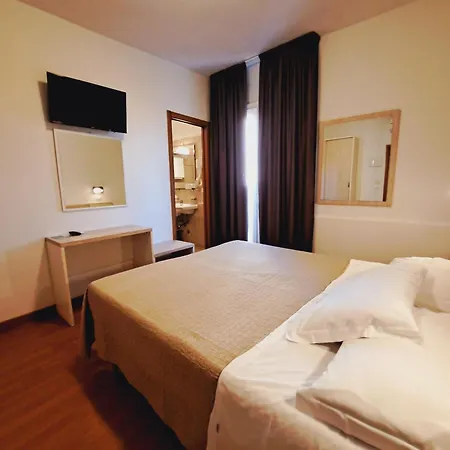 Butterfly Wellness & 3*