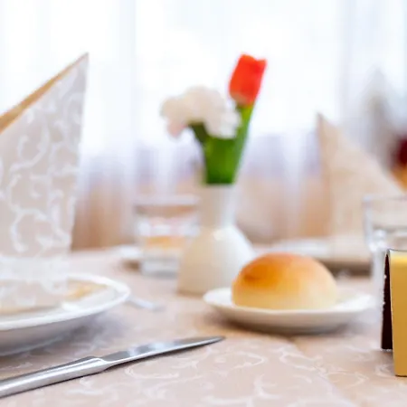 Hotel Nobel 3*