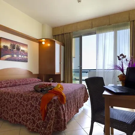 Hotel Palm Sea View